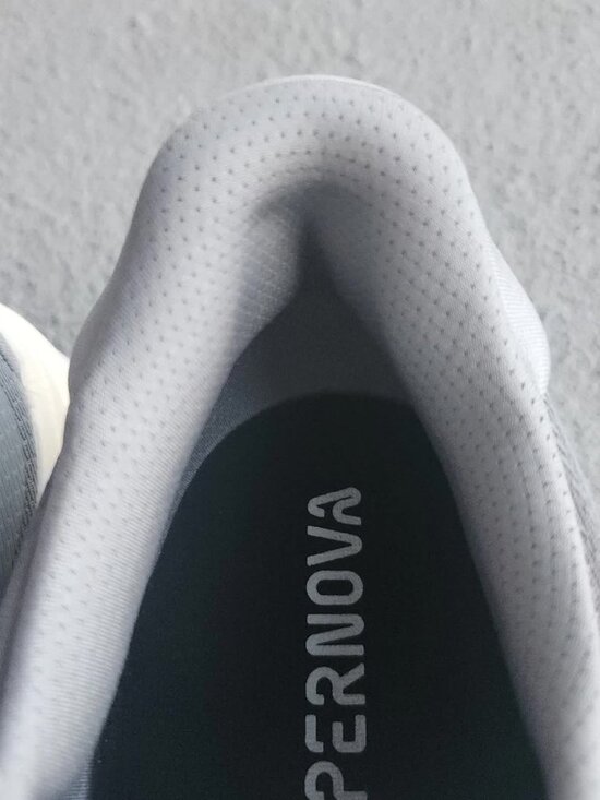 Athletic_Shoes